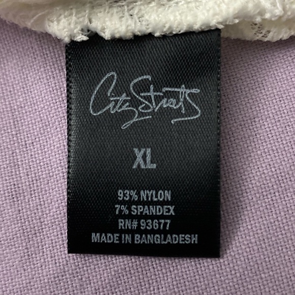 City Streets Halter Lace Bralette - Juniors XL - Off White/Cream - New w/o Tags - Picture 4 of 5